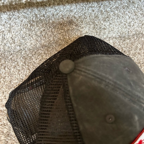 NWOT American Needle embroidered patch Bee Daring mesh trucker hat. Never worn. - Picture 6 of 7